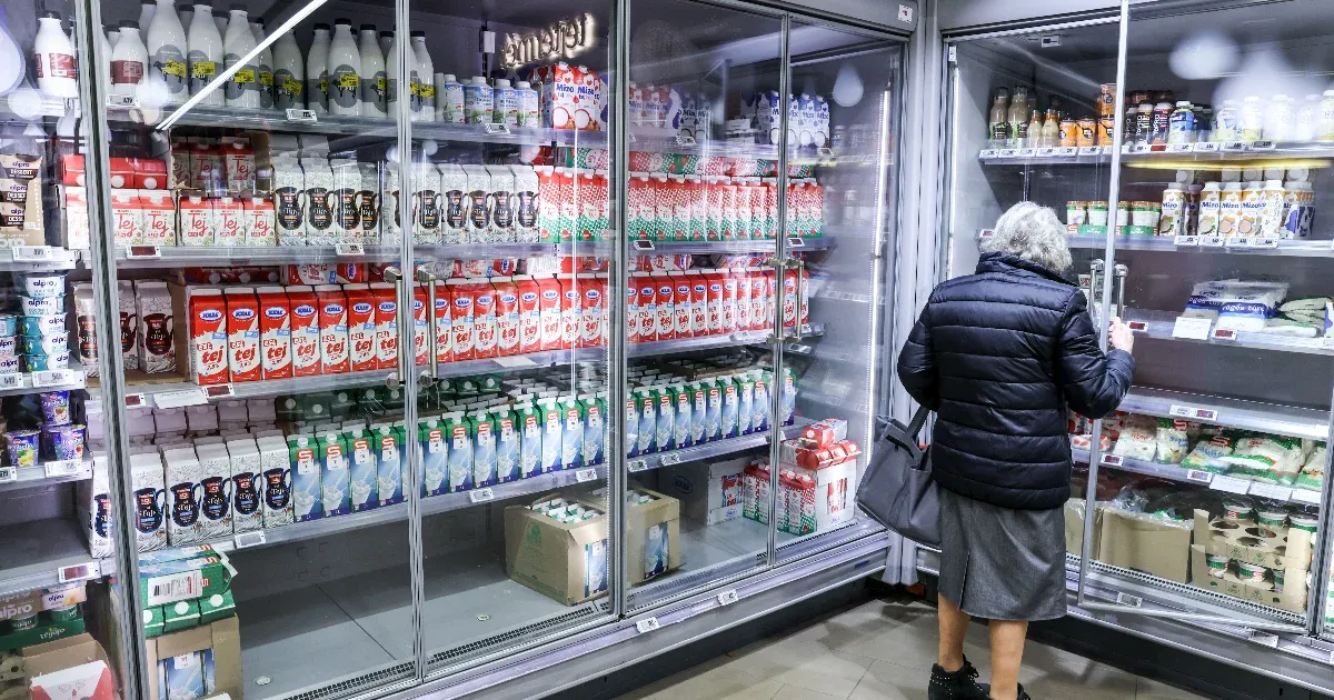30 ezres élelmiszer-utalványt oszt a nyugdíjasoknak a kormány