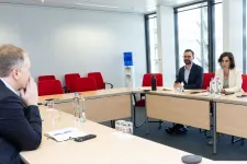 A Pride ügyében kivár az Európai Bizottság, az ellehetetlenítési törvény miatt azonnal eljárást indíthat
