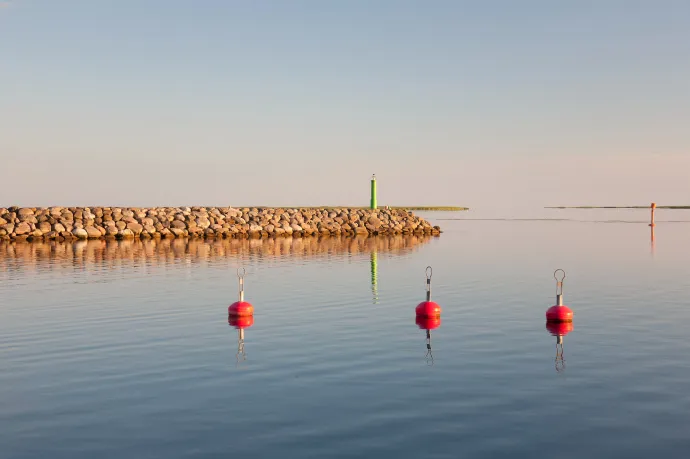 Orosz hadihajók eltéríthették a Tallinni Műszaki Egyetem mérőbójáját