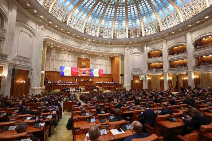 Ezért nem vett részt Nicușor Dan élettársa az elnök eskütételén