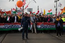 A CÖF üzent Majkának és Caramelnek: NÉLKÜLED!