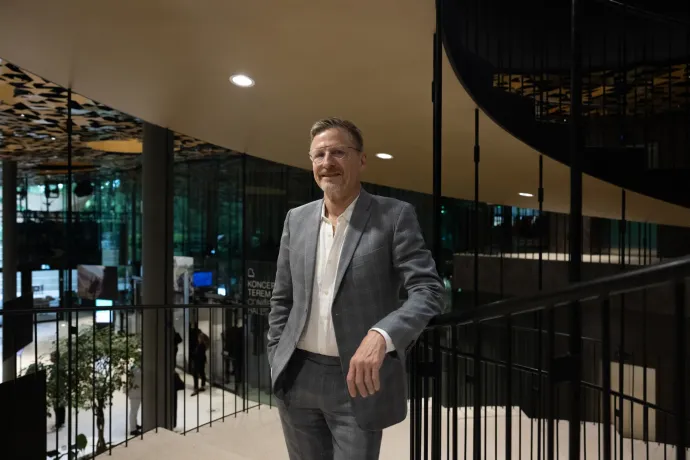 Nemzetközi sztárépítész: A maszkulin kőbányai járműcsarnok Budapest nagy lehetősége