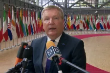 „Úgy véljük, hogy uniós jogot sért” az ellehetetlenítési törvénytervezet, mondta az EU jogállamisági biztosa