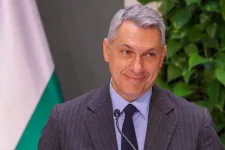 Lázár szerint a Telex újságírója nem tudhatja előre, kell-e féltenie a megélhetését