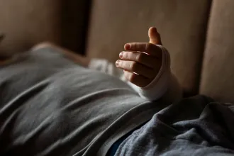 Húsz éve még heti egy-két gyerek ütötte, vagdosta, égette meg magát, most napi négy-ötnél van ilyen