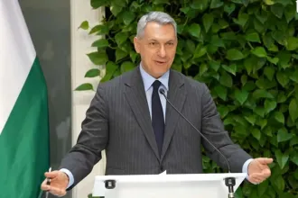 Lázár úgy beszélt az uniós pénzekről, hogy az unión kívüli Norvégia pénzét hozta példaként