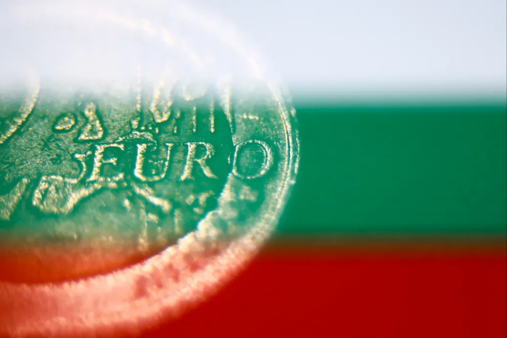 Politico: Hamarosan jóváhagyják a bolgár eurót
