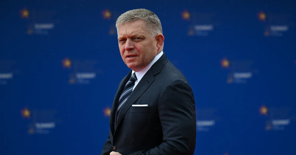 Fico elfogadhatatlannak tartja a német kancellár fenyegetését