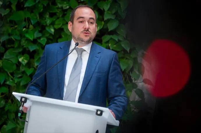 A MÁV-nak évi kétmilliárd forintjába kerülhet a késő vonatok 50 százalékos jegyár-visszatérítése