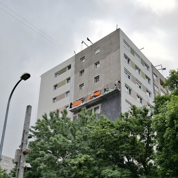 Már a kormány is számol azzal, hogy az év végén újra kell tárgyalni a minimálbér-emelést