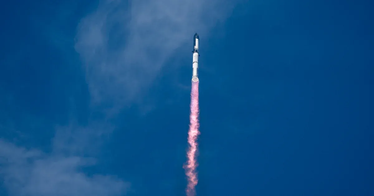 Egészen messzire jutott a SpaceX űrhajója, de így is kudarcba fulladt az újabb próbarepülés