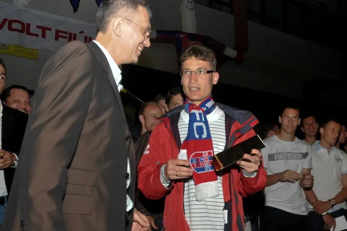 Orbán Viktor egyik kedvenc csapatának jövője a tét a polgármester és az oligarcha meccsén