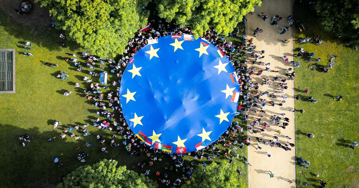 Uniós közvélemény-kutatásból is látszik a kormány ukrajnázós kampányának hatása