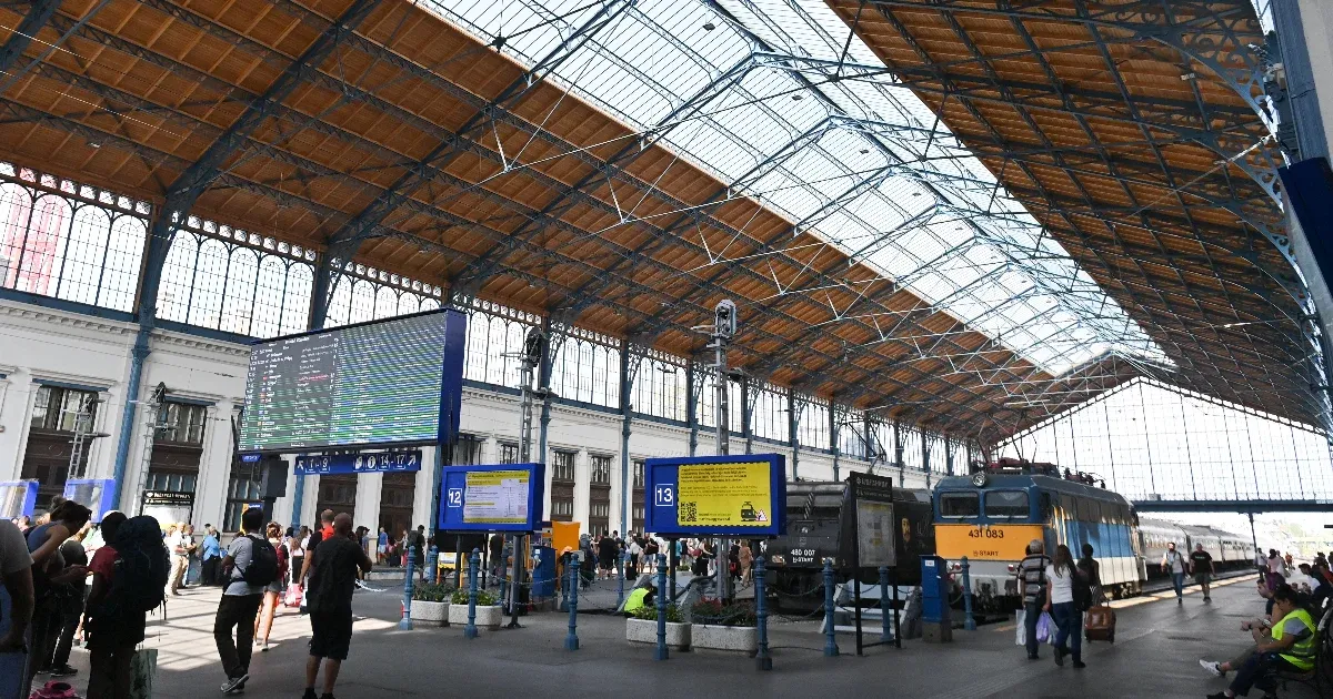 Június végétől egy hónapig nem érintik a Nyugati pályaudvart az esztergomi, szobi és veresegyházi vonatok