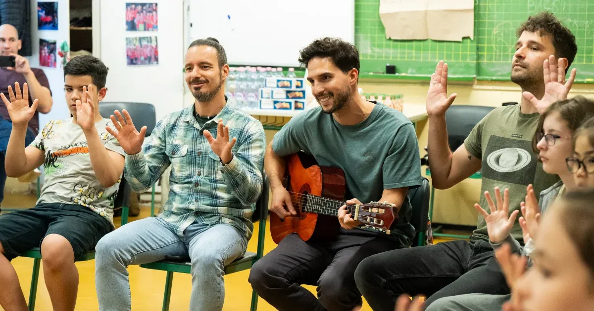 10 előadó, 1 ügy, 1 SUPERALBUM – mert minden gyermek hangja számít (x)