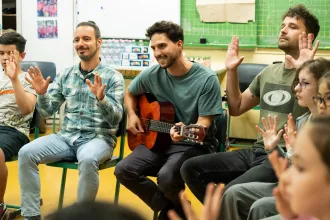 10 előadó, 1 ügy, 1 SUPERALBUM – mert minden gyermek hangja számít (x)