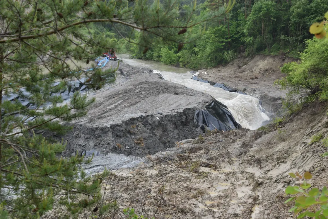Parajdon már nem hisznek a hivatalos nyilatkozatoknak, a helyiek szerint a bánya sorsa órákon múlhat