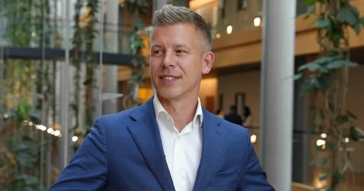 Magyar azt állítja, hogy a kémkedés miatt letartóztatott ukrán állampolgárnak baráti kapcsolata volt Orbán Viktor egyik családtagjával is