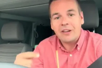 Németh Balázs autóvezetős videóiról posztolt Magyar, Németh válaszul ügynökmédiázott egyet