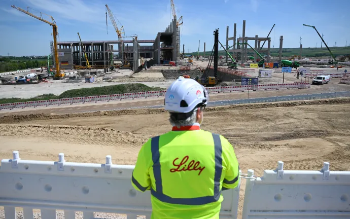 Az Eli Lilly épülő gyára a németországi Alzeyben 2025. május 15-én – Fotó: Arne Dedert / dpa / AFP