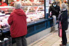 A zöldségesek negyede, a hentesek hatoda zárt be itthon az elmúlt öt évben