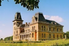 Neoreneszánsz kastélyt is szerzett a Matolcsy-kör