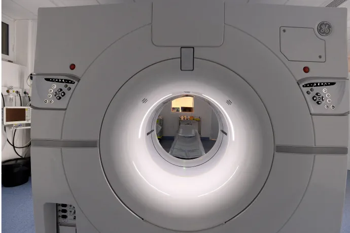 Kilenc év után megszüntette a nyomozást a rendőrség a szabálytalan kórházi beszerzések ügyében