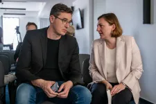 Karácsony szerint Walter felmondásának egyik oka, hogy Vitézy Dávid senkit nem tűr a BKK élén, aki nem ő maga, vagy akit nem tekint a saját emberének