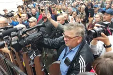 Tiltakoznak Parajdon: lezárták a sóbánya bejáratát, nő a feszültség a helyszínen