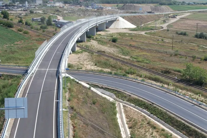 Aláírták a szerződést a Nyárádszereda és Sóvárad közötti autópályaszakasz megépítésére