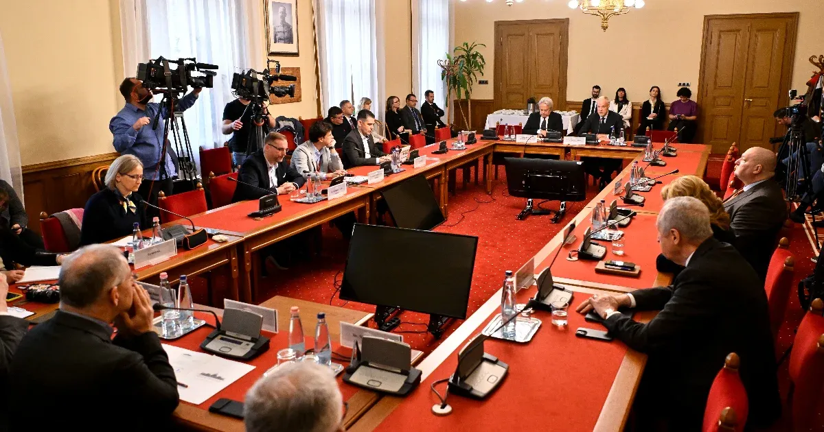 A Honvédelmi Minisztérium elmondta, milyen dokumentumokat mutatnak majd be a honvédelmi és rendészeti bizottság zárt ülésén