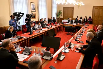 A Honvédelmi Minisztérium elmondta, milyen dokumentumokat mutatnak majd be a honvédelmi és rendészeti bizottság zárt ülésén