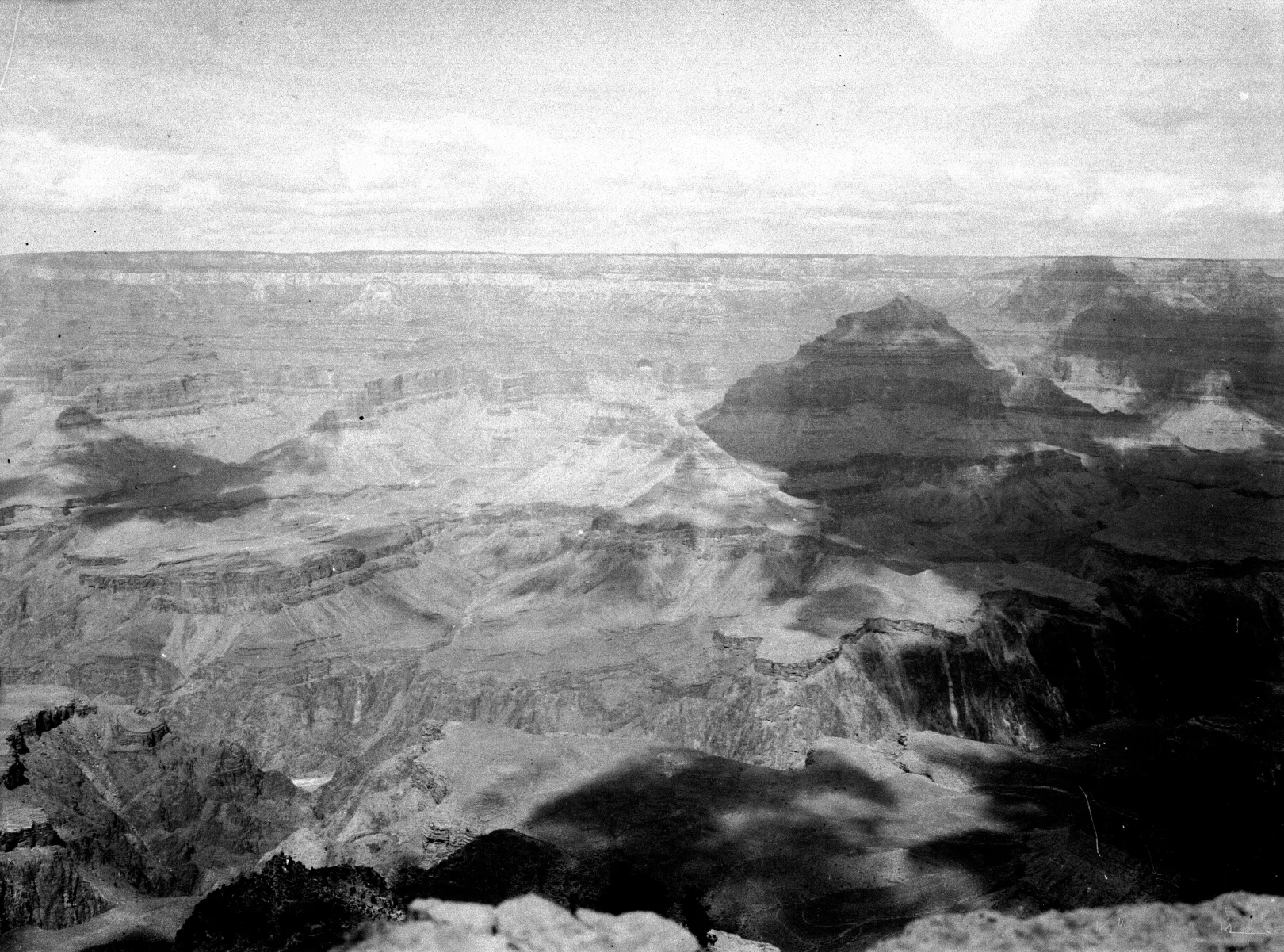 A Colorado Grand Kanyonja a keleti fokról. Panoráma IV.db. 1912.X.3. – Fotó: Cholnoky Jenő Fényképtár / Cholnoky Jenő Hagyaték / Cholnoky Jenő Földrajzi Társaság