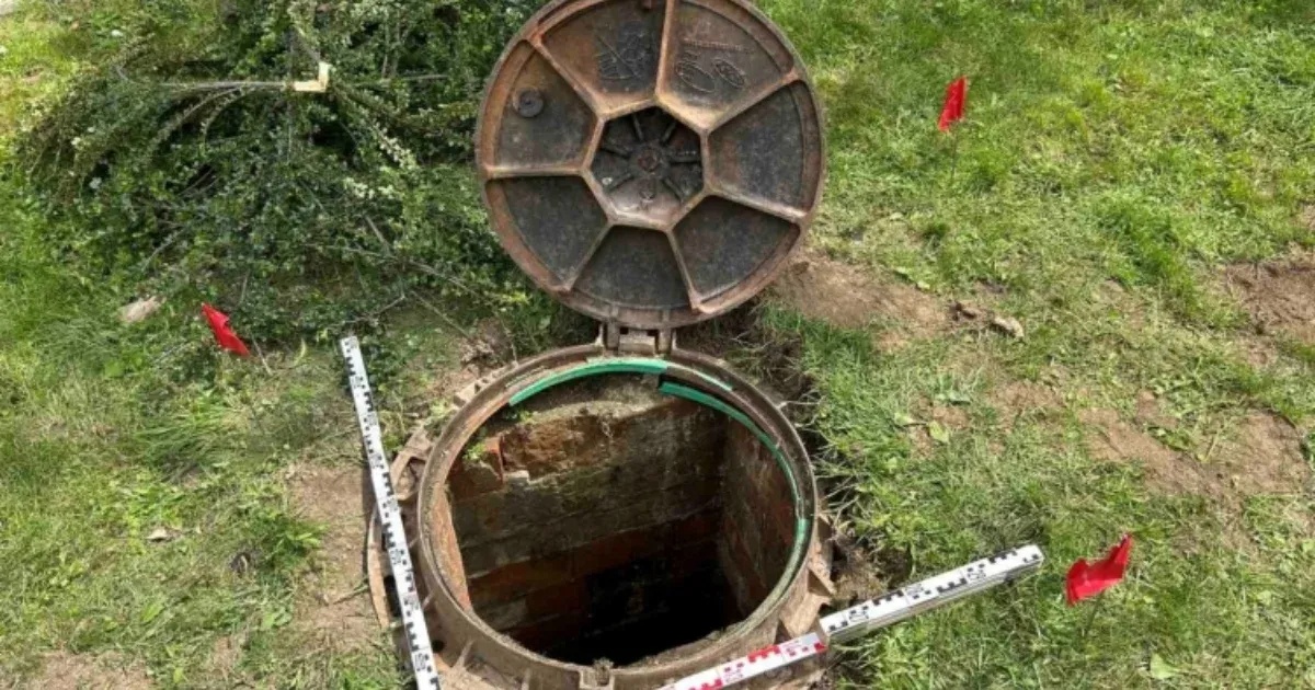 Eszméletlen állapotban mentettek ki két férfit egy régi emésztőből Kakasdon