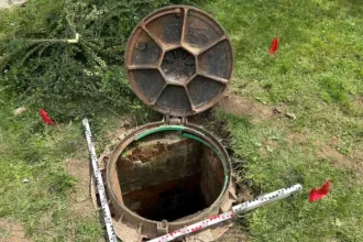 Eszméletlen állapotban mentettek ki két férfit egy régi emésztőből Kakasdon