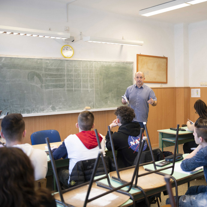 Nem ért célt a kormány a tankötelezettség 16 évre csökkentésével