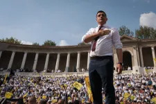 Sociopol: ha most lenne előrehozott parlamenti választás, az AUR toronymagasan vezetne