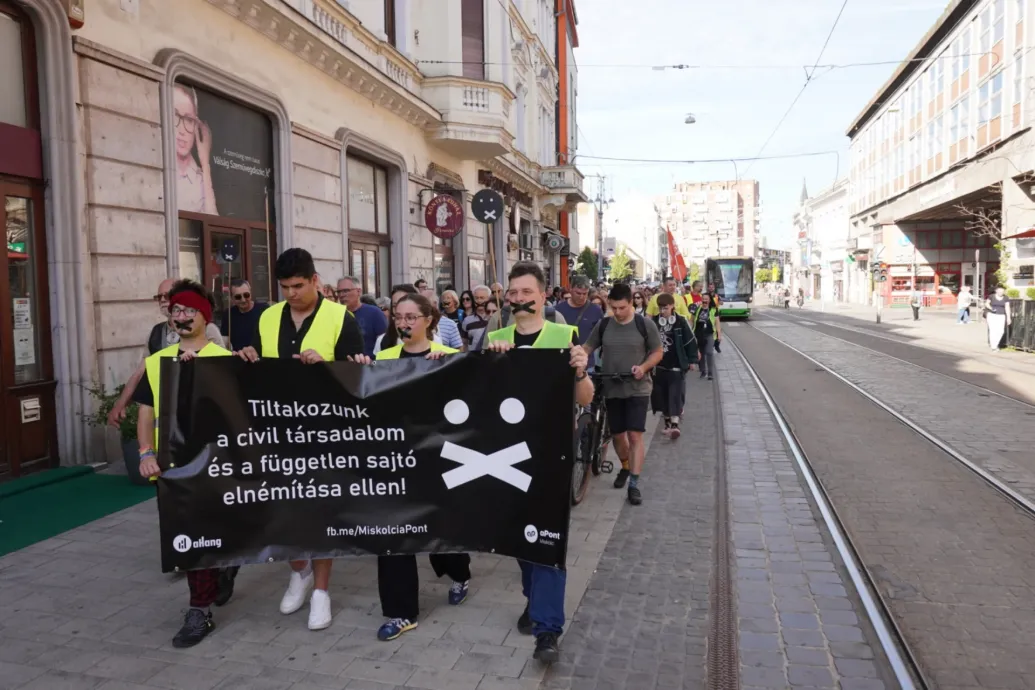 Tovább folytatódik a civilek országos demonstrációja az ellehetetlenítési törvény miatt