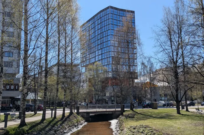 Oulu belváros és a város legkisebb háza – Fotó: Király András / Telex