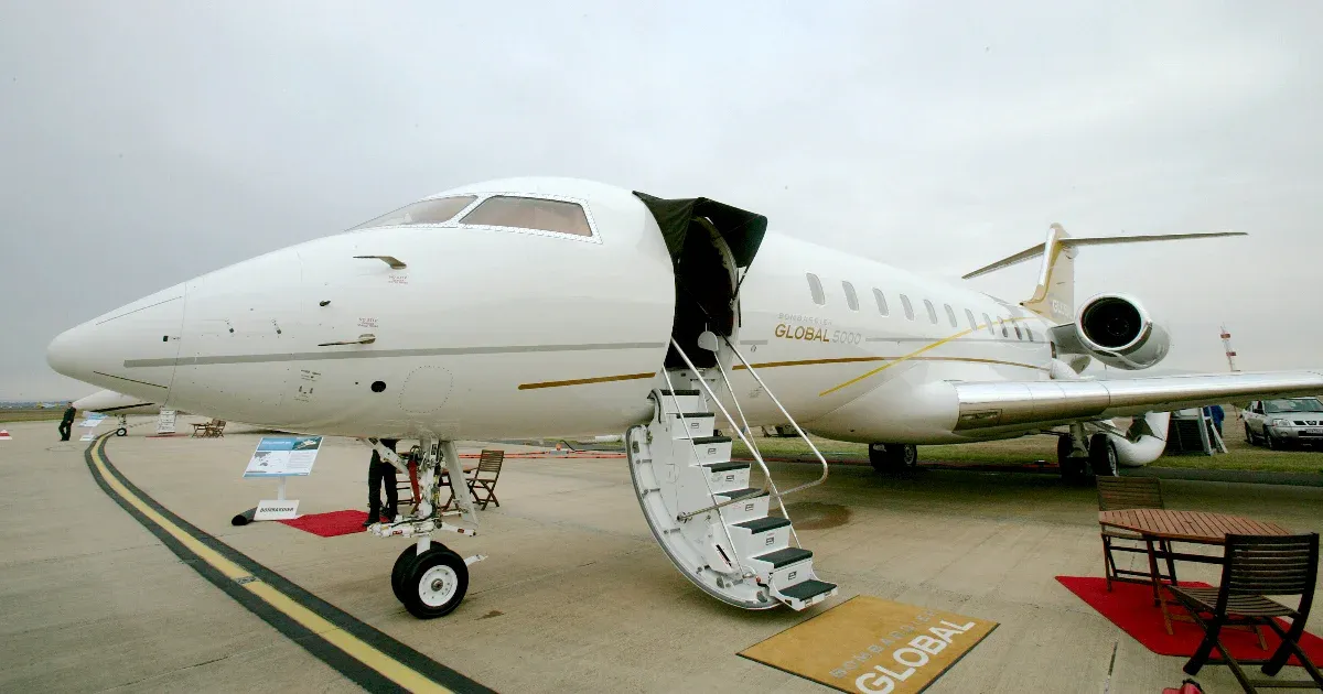 Egy Bombardier Global 5000-es luxusrepülőgép került a Rogánt helikoptereztető cég üzemeltetésébe