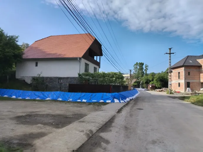 Kihaltnak tűnik a falu – Fotók: Tőkés Hunor / Transtelex