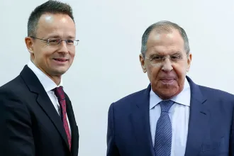 Szijjártó Péter: A nyugat-európaiak és az ukránok a háború folytatását akarják