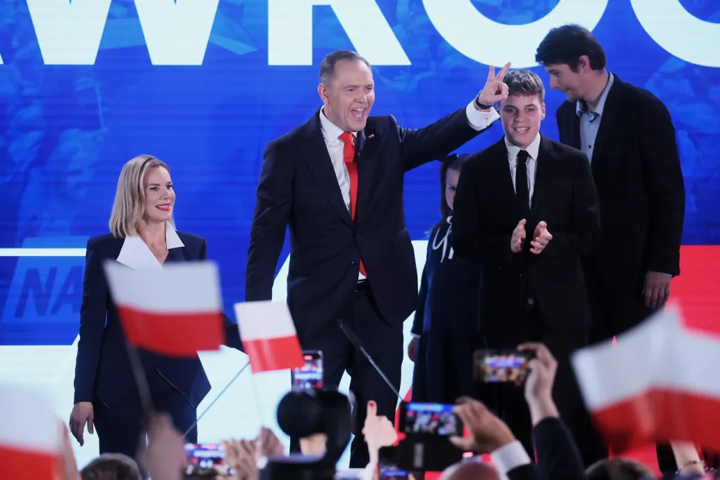 Kaczyński keményvonalas embere állíthatja fejtetőre a lengyel politikát