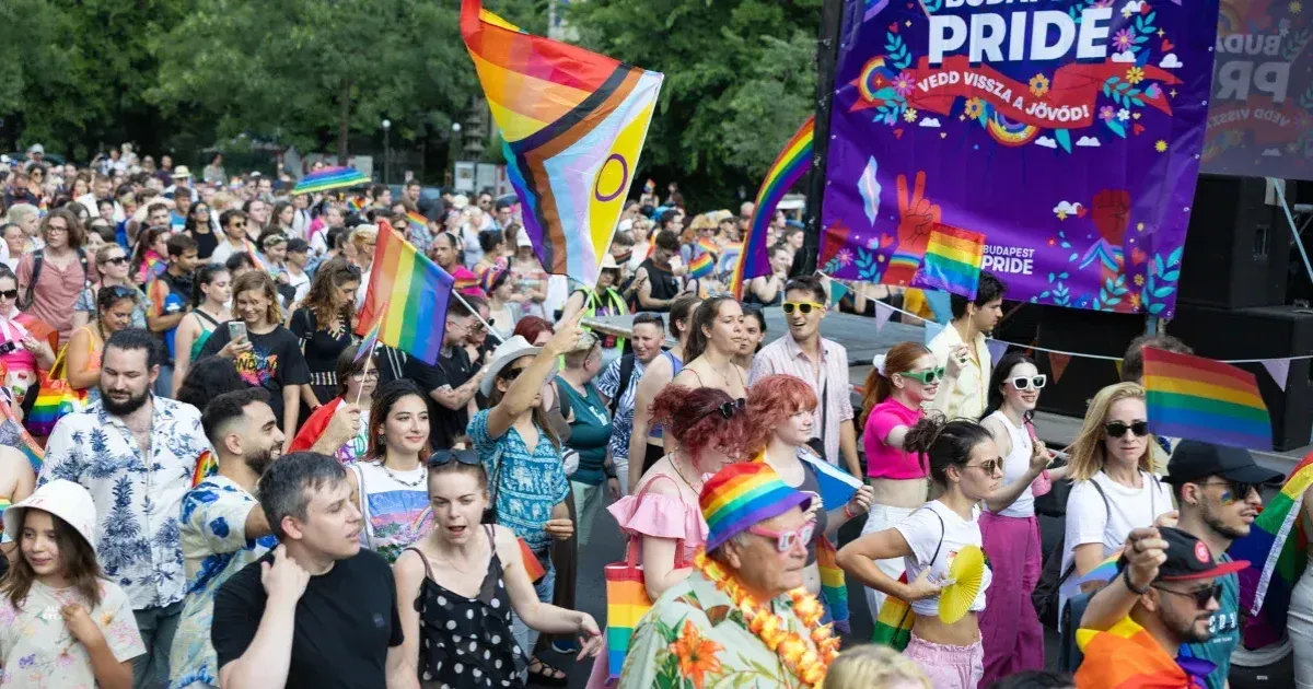 Cáfolja a rendőrség, hogy a Kincsem Parkot javasolja a Pride szervezőinek a felvonulásra