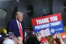 Trump megduplázza az acél és az alumínium importvámjait 50 százalékra