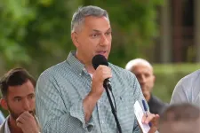 Lázár János világossá tette, hogy épp az olyan luxizásból van elege, amilyet Mészáros is csinált