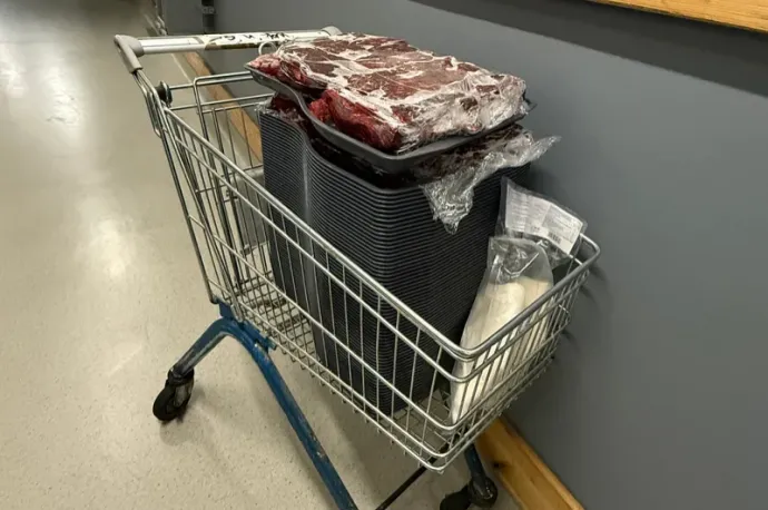 Tizenkét éttermet vizsgált a fogyasztóvédelem három fővárosi plázában, mindegyik ellen eljárás indult