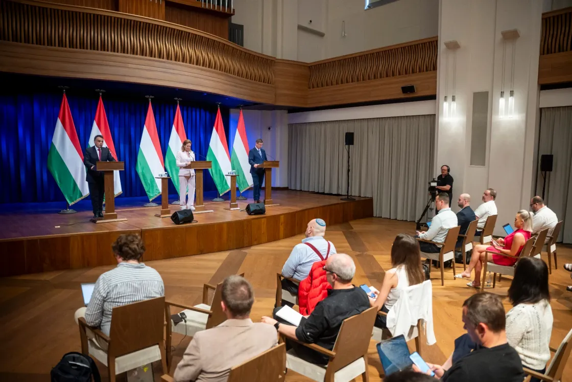 Gulyás: Vágyálom, hogy nem Orbán Viktor lesz a Fidesz miniszterelnök-jelöltje