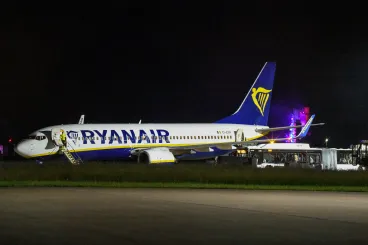 Utasok sérültek meg, amikor egy Milánóba tartó Ryanair-gép viharba került, a pilóta kényszerleszállást hajtott végre