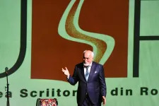 Zsidó Ferenc és Tankó Andrea kapott írószövetségi díjat Bukarestben